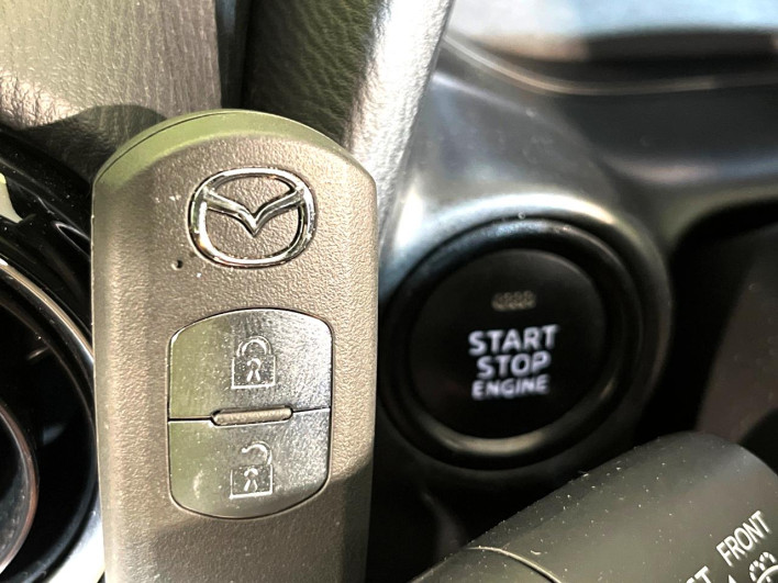 2017 Mazda Demio LDA-DJ5FS (UW-6a1e48dab54b8)[11]