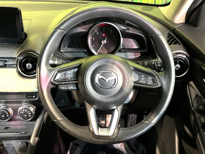 2017 Mazda Demio LDA-DJ5FS (UW-6a1e48dab54b8)[5]