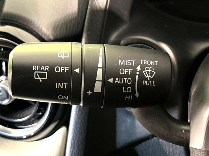 2017 Mazda Demio LDA-DJ5FS (UW-6a1e48dab54b8)[27]