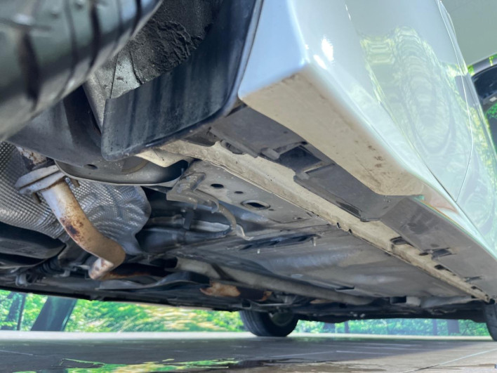 2019 Nissan Note DBA-E12 (UW-6a1e48e1f0c34)[9]