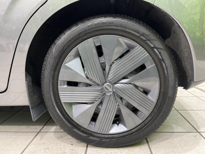 2021 Nissan Note 6AA-E13 (UW-6a1e48e22cc1f)[19]
