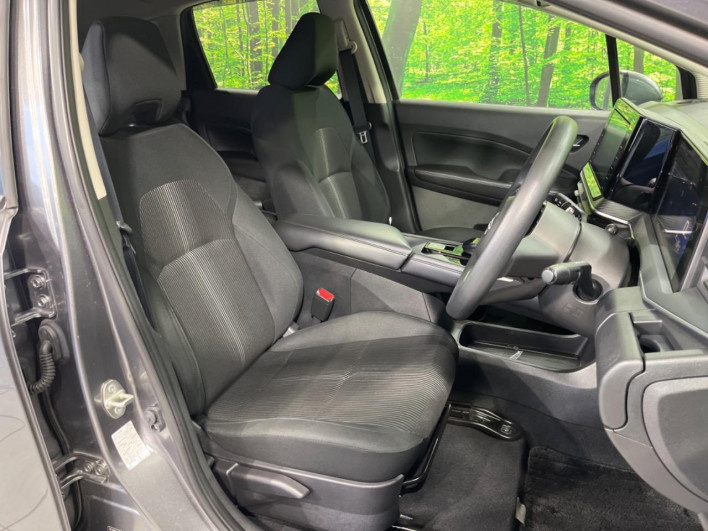 2021 Nissan Note 6AA-E13 (UW-6a1e48e22cc1f)[28]