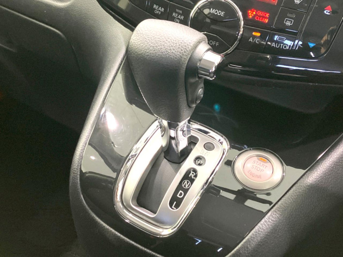 2012 Nissan Serena DBA-FC26 (UW-6a1e48e5704d8)[28]