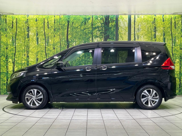 2020 Honda Freed hybrid 6AA-GB7 (UW-6a1e48ecebf7d)[6]