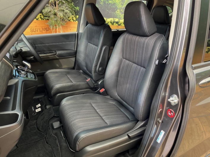 2017 Honda Freed hybrid DAA-GB8 (UW-6a1e48ee79960)[23]