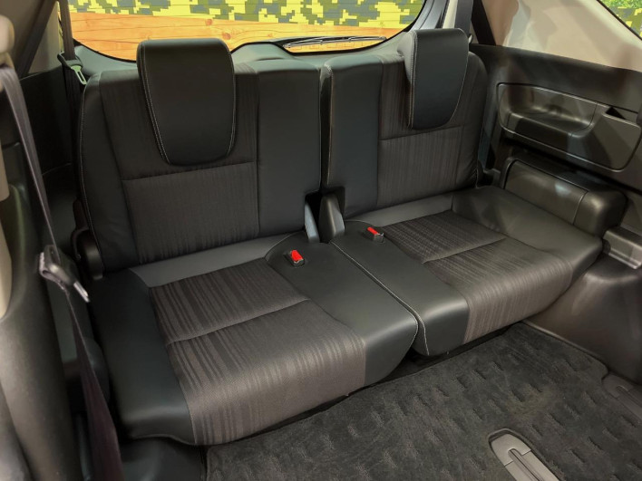 2017 Honda Freed hybrid DAA-GB8 (UW-6a1e48ee79960)[27]