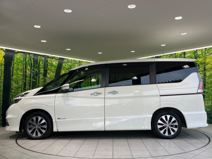 2016 Nissan Serena DAA-GFC27 (UW-6a1e48f411aa0)[14]