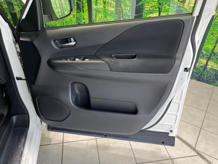 2016 Nissan Serena DAA-GFC27 (UW-6a1e48f411aa0)[26]