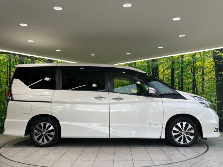 2016 Nissan Serena DAA-GFC27 (UW-6a1e48f411aa0)[10]