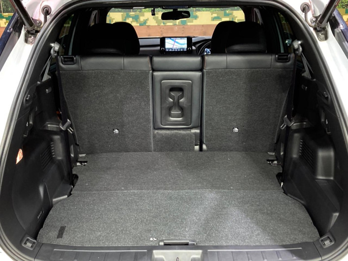 2022 Mitsubishi OUTLANDER PHEV 5LA-GN0W (UW-6a1e48fcca721)[27]
