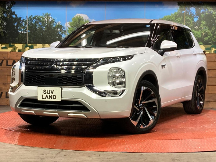 2022 Mitsubishi OUTLANDER PHEV 5LA-GN0W (UW-6a1e48fcca721)[0]