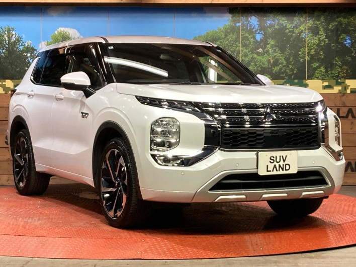 2022 Mitsubishi OUTLANDER PHEV 5LA-GN0W (UW-6a1e48fcca721)[15]