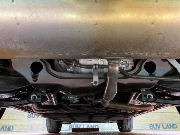 2022 Mitsubishi OUTLANDER PHEV 5LA-GN0W (UW-6a1e48fcca721)[22]