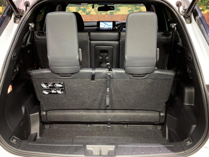 2022 Mitsubishi OUTLANDER PHEV 5LA-GN0W (UW-6a1e48fcca721)[29]
