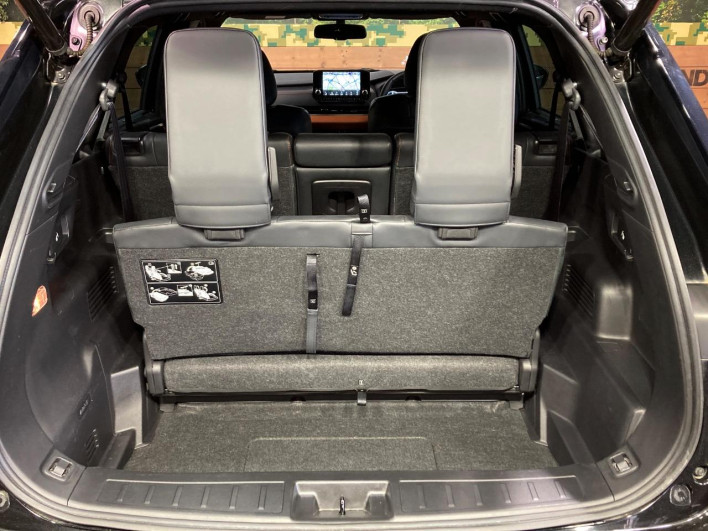 2022 Mitsubishi OUTLANDER PHEV 5LA-GN0W (UW-6a1e48fccaf09)[27]