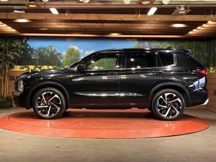 2022 Mitsubishi OUTLANDER PHEV 5LA-GN0W (UW-6a1e48fccaf09)[20]