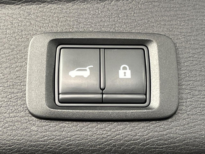 2022 Mitsubishi OUTLANDER PHEV 5LA-GN0W (UW-6a1e48fcdf163)[25]