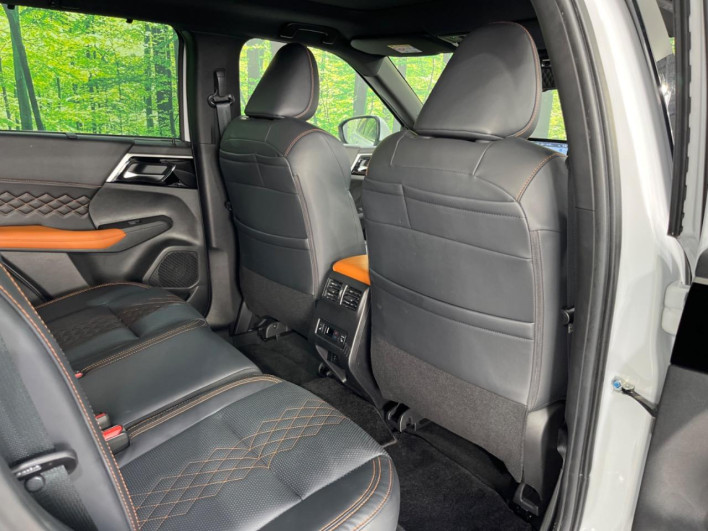 2022 Mitsubishi OUTLANDER PHEV 5LA-GN0W (UW-6a1e48fcdf163)[11]