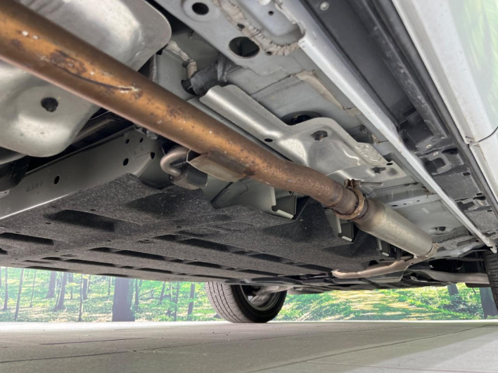 2022 Mitsubishi OUTLANDER PHEV 5LA-GN0W (UW-6a1e48fcdf163)[16]