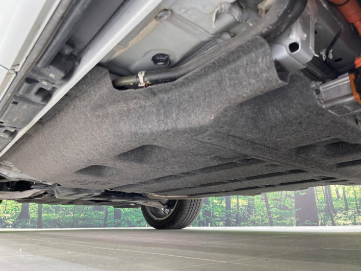 2022 Mitsubishi OUTLANDER PHEV 5LA-GN0W (UW-6a1e48fcdf163)[20]