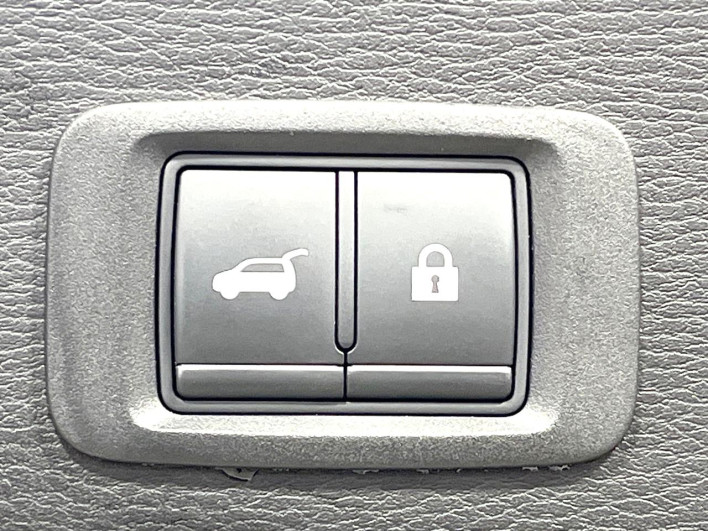 2022 Mitsubishi OUTLANDER PHEV 5LA-GN0W (UW-6a1e48fce6b18)[26]