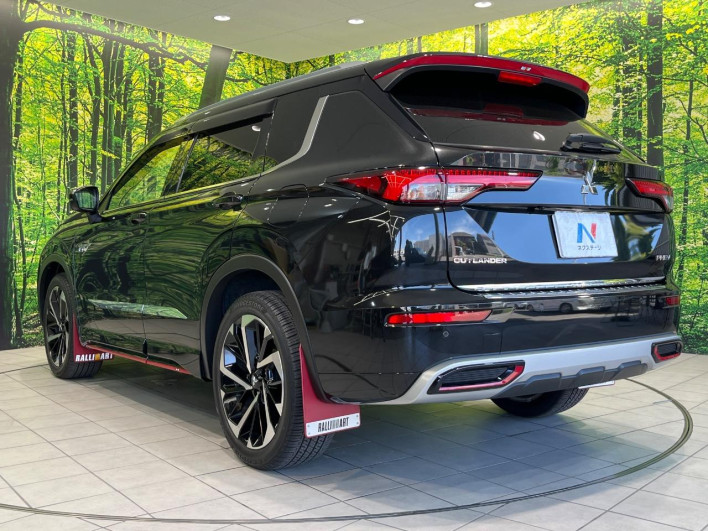 2022 Mitsubishi OUTLANDER PHEV 5LA-GN0W (UW-6a1e48ff008cd)[22]