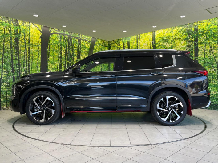 2022 Mitsubishi OUTLANDER PHEV 5LA-GN0W (UW-6a1e48ff008cd)[23]