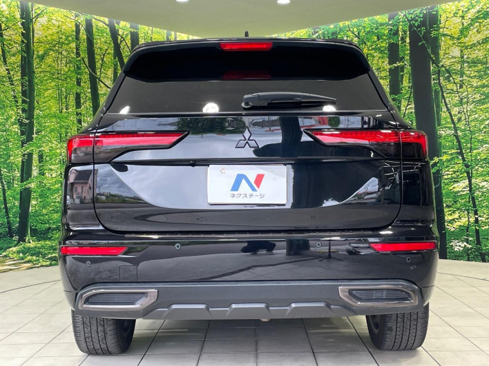 2022 Mitsubishi OUTLANDER PHEV 5LA-GN0W (UW-6a1e48ff156ad)[14]