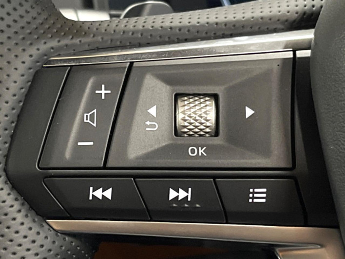 2023 Mitsubishi OUTLANDER PHEV 5LA-GN0W (UW-6a1e48ff564cf)[16]