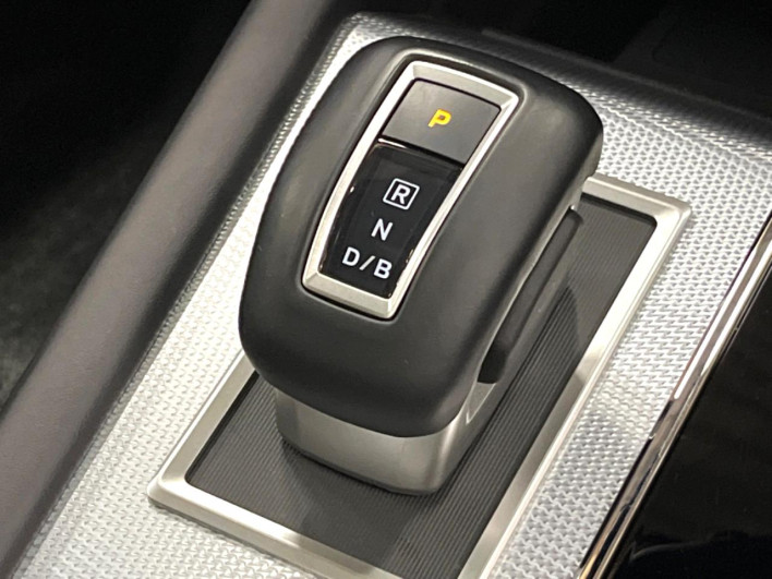 2023 Mitsubishi OUTLANDER PHEV 5LA-GN0W (UW-6a1e48ff564cf)[8]