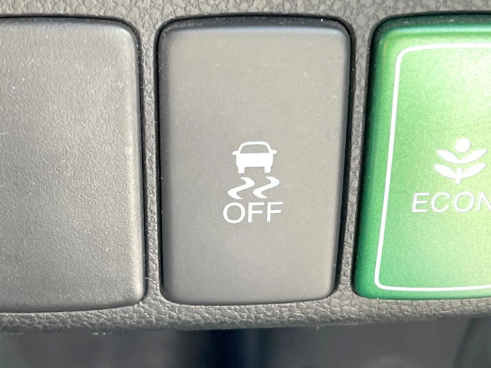 2011 Honda Fit Shuttle Hybrid DAA-GP2 (UW-6a1e4900d00c6)[27]