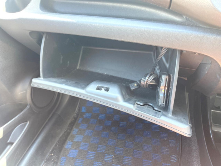 2011 Honda Fit Shuttle Hybrid DAA-GP2 (UW-6a1e4900d00c6)[13]