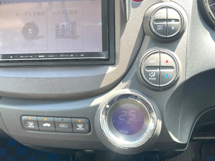 2011 Honda Fit Shuttle Hybrid DAA-GP2 (UW-6a1e4900d00c6)[15]