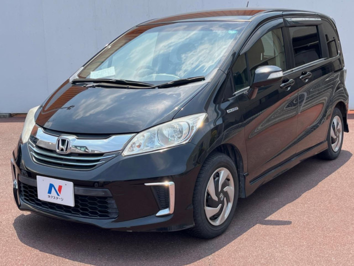 2015 Honda Freed hybrid DAA-GP3 (UW-6a1e4901a043b)[4]