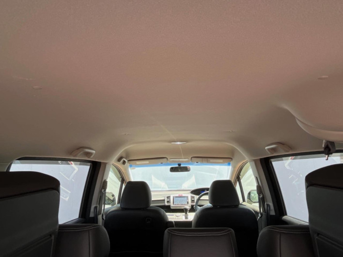 2015 Honda Freed hybrid DAA-GP3 (UW-6a1e4901a043b)[25]