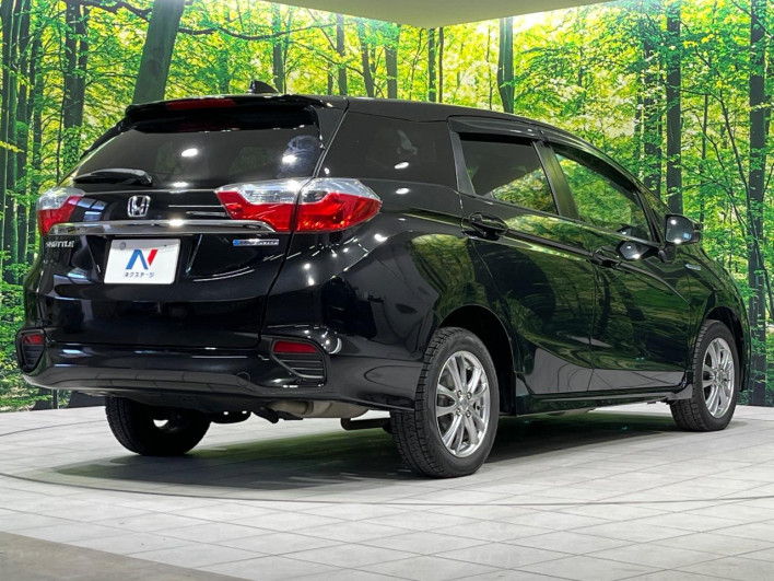 2018 Honda SHUTTLE DAA-GP8 (UW-6a1e49046a637)[23]