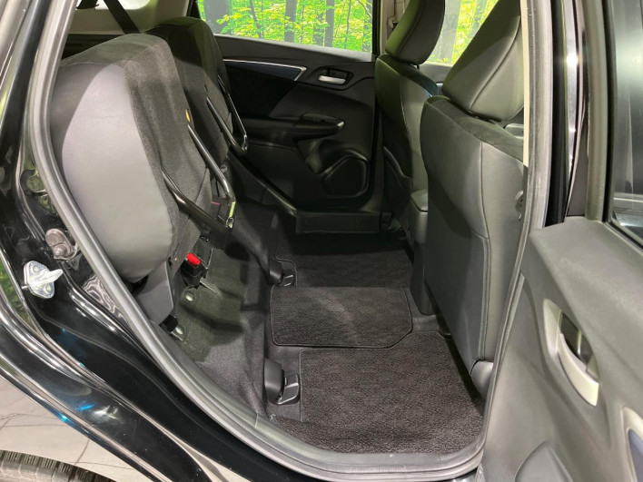 2018 Honda SHUTTLE DAA-GP8 (UW-6a1e49046a637)[19]
