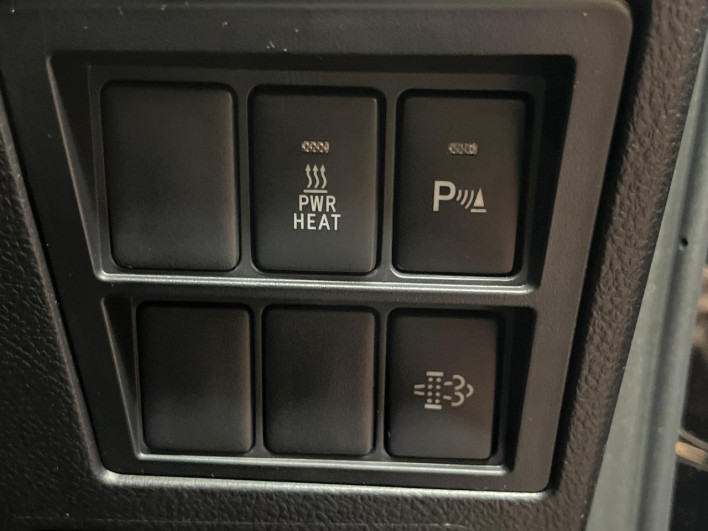 2023 Toyota Hilux 3DF-GUN125 (UW-6a1e490c21889)[17]