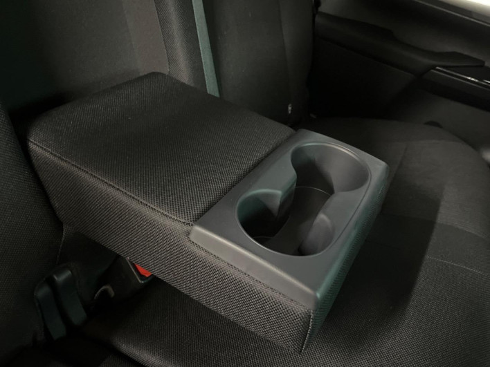 2023 Toyota Hilux 3DF-GUN125 (UW-6a1e490c21889)[14]