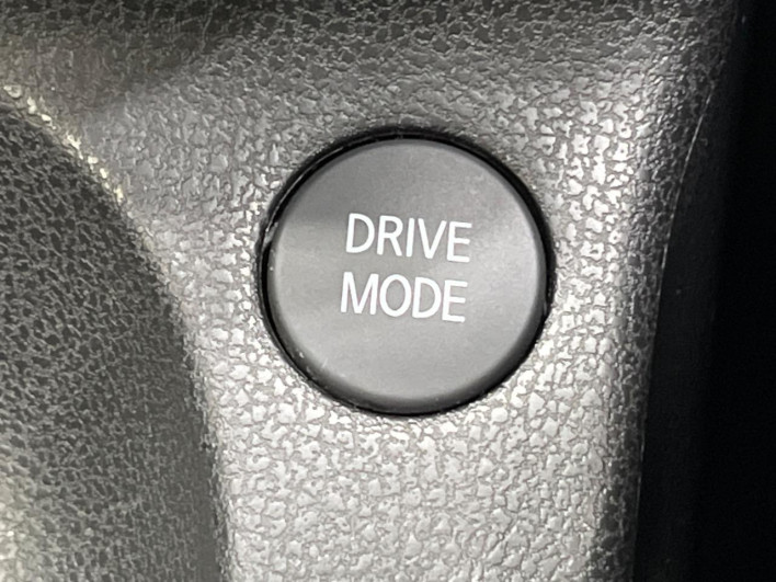 2017 Nissan Note DAA-HE12 (UW-6a1e4914a718b)[27]