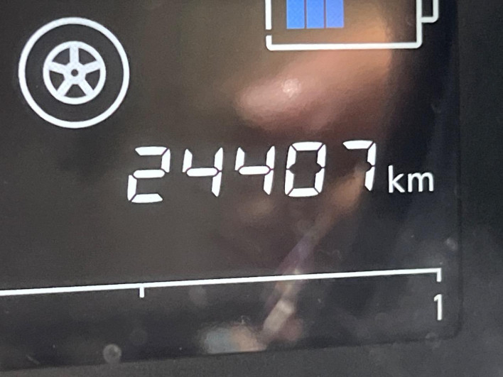 2017 Nissan Note DAA-HE12 (UW-6a1e4914a718b)[2]