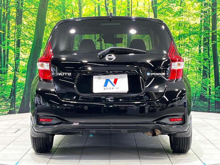 2017 Nissan Note DAA-HE12 (UW-6a1e491512ecc)[10]