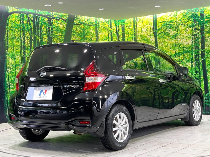 2017 Nissan Note DAA-HE12 (UW-6a1e491512ecc)[17]