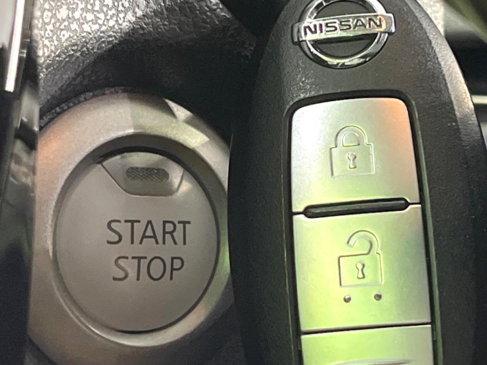 2017 Nissan Note DAA-HE12 (UW-6a1e491512ecc)[5]