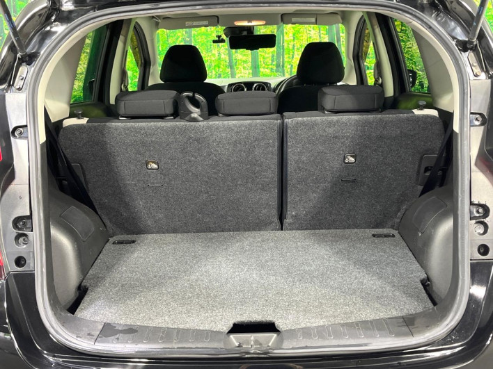 2017 Nissan Note DAA-HE12 (UW-6a1e491512ecc)[12]