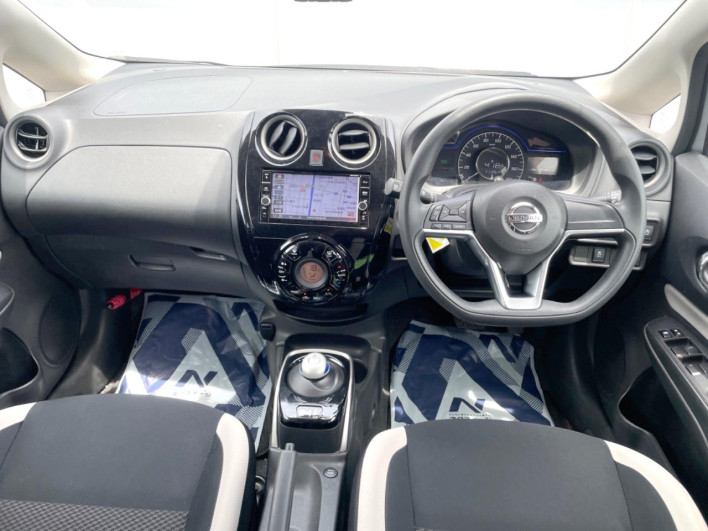 2019 Nissan Note DAA-HE12 (UW-6a1e49180b855)[21]