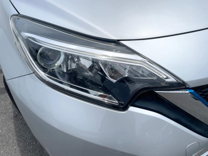 2019 Nissan Note DAA-HE12 (UW-6a1e49180b855)[5]