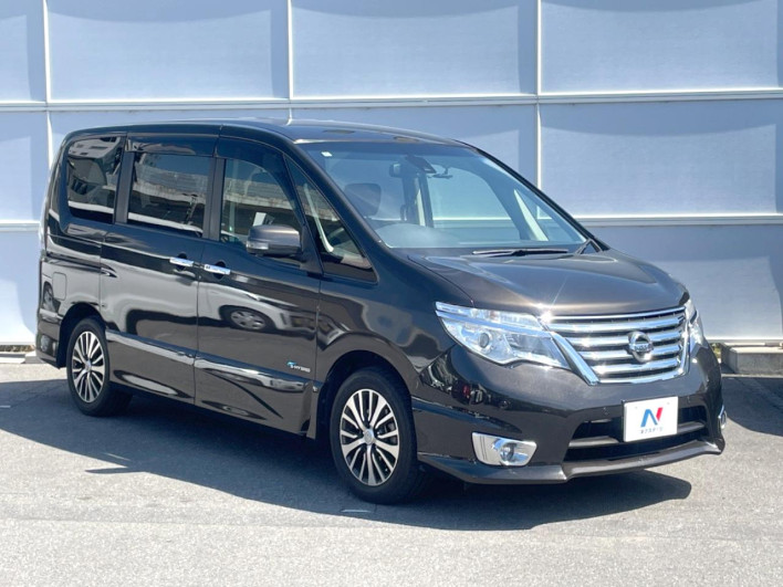2014 Nissan Serena DAA-HFC26 (UW-6a1e491f65e72)[13]