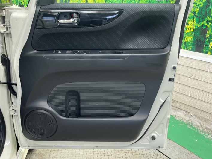 2013 Honda N-BOX CUSTOM DBA-JF1 (UW-6a1e4933597fa)[21]