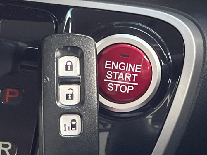 2013 Honda N-BOX CUSTOM DBA-JF1 (UW-6a1e4933597fa)[10]
